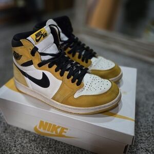 Nike Air Jordan One REtro OGHigh-Top Yellow Ochre